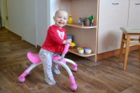 Лот: 3106450. Фото: 2. Ходунки-каталка Ybike Pewi (Ирландия... Дети растут