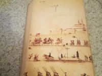 Лот: 15329123. Фото: 4. Книга у королев не бывает ног. Красноярск