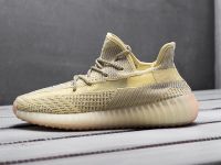 Лот: 14218050. Фото: 5. Кроссовки Adidas Yeezy 350 Boost...
