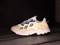 Лот: 14536109. Фото: 2. Кроссовки Adidas Ozweego (16298... Женская обувь