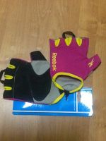 Лот: 8856733. Фото: 3. Продам перчатки Ж Reebok. Спортивные товары