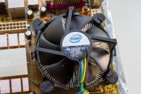 Лот: 14765654. Фото: 2. Asus P5KPL-C + Intel E2180 (2000... Комплектующие