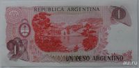 Лот: 13337480. Фото: 2. R Аргентина 1 песо 1983, UNC. Банкноты