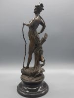 Лот: 13700115. Фото: 6. Скульптура Диана на кабане Бронза...