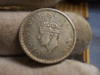 Лот: 17355982. Фото: 5. Отличные Пол Рупии-1942 года...