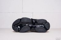 Лот: 13446175. Фото: 2. Продам Balenciaga Triple S. Женская обувь