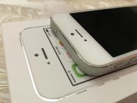 Лот: 7067368. Фото: 4. iPhone 5s silver 16gb