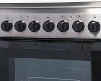 Лот: 6830176. Фото: 3. Электрическая плита Indesit I5VSH2A... Бытовая техника