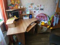 Лот: 13984730. Фото: 2. Стол угловой самовывоз. Офисная мебель и домашние кабинеты