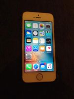 Лот: 6286504. Фото: 3. iPhone 5 gold 16 в идеале полный... Красноярск