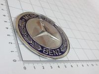 Лот: 10655665. Фото: 2. Эмблема Mercedes-Benz с клеевой... Автохимия, масла, тюнинг