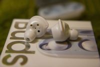 Лот: 14917285. Фото: 4. Galaxy Buds в идеале
