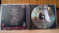 Лот: 6699888. Фото: 2. Фирменный cd-диск Guns N’ Roses... Коллекционирование, моделизм