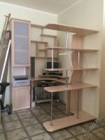 Лот: 5909691. Фото: 2. Рабочий компьютерный стол. Офисная мебель и домашние кабинеты