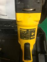 Лот: 24593502. Фото: 3. Перфоратор DeWalt D25133 в кейсе... Строительство и ремонт