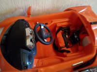 Лот: 9284996. Фото: 3. Детский электромобиль Б/У. Дети растут