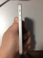 Лот: 10844757. Фото: 3. Iphone 5s 16GB silver (куплен... Красноярск
