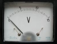 Лот: 15140789. Фото: 4. Вольтметр 0-15 ... М330... Размер...