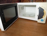 Лот: 25716298. Фото: 2. Микроволновая печь LG MS-195T. Мелкая бытовая техника
