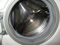 Лот: 3432337. Фото: 2. Узкая стиральная машинка Siemens... Крупная бытовая техника