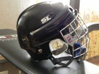 Лот: 10704214. Фото: 2. шлем хоккейный подростковый. Обмундирование и экипировка