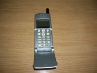 Лот: 9128345. Фото: 3. 6 старинных сотовых телефонов... Красноярск