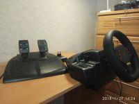 Лот: 10948278. Фото: 2. Руль Logitech MOMO. Периферия
