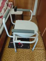 Лот: 25742650. Фото: 2. Кресло тулает складной. Медицина