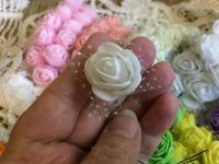 Лот: 9749669. Фото: 2. Розочки из фоамирана D2 см, цена... Ручная работа