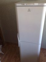 Лот: 7770425. Фото: 4. Холодильник Indesit C 236 NFG... Красноярск