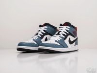 Лот: 17689512. Фото: 2. Кроссовки Nike Air Jordan 1 Mid... Мужская обувь