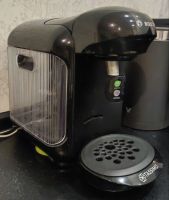 Лот: 19676632. Фото: 2. Кофеварка Bosch tassimo vivo 2ts. Мелкая бытовая техника