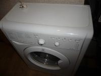 Лот: 11705359. Фото: 5. Стиральная машинка Indesit IWUB4105
