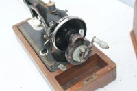 Лот: 10604040. Фото: 4. Швейная машинка ручная. Красноярск