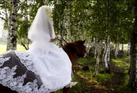 Лот: 11496417. Фото: 4. Свадебное платье. Красноярск