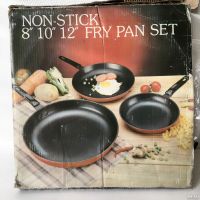 Лот: 13342455. Фото: 9. 🍳 Набор из 3 сковород с антипригарным...