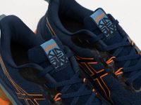 Лот: 21775782. Фото: 7. Кроссовки Asics Gel-Kinsei Max...