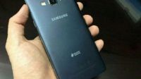 Лот: 11153686. Фото: 2. samsung galaxy a7 sm-a700fd blue. Смартфоны, связь, навигация