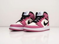 Лот: 20233762. Фото: 2. Кроссовки Nike Air Jordan 1 Mid... Женская обувь