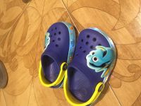 Лот: 14229646. Фото: 3. Crocs. Сланцы детские. Дети растут