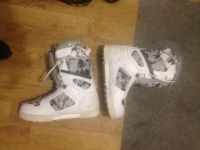 Лот: 3625587. Фото: 2. Ботинки сноубордические 43-45... Сноубординг