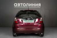 Лот: 21768702. Фото: 4. Honda Fit, II 1.5 AT (120 л.с...