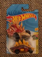 Лот: 15113940. Фото: 3. 4 Машины серии Hot Wheels одним... Дети растут