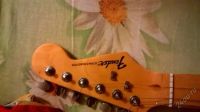 Лот: 5593317. Фото: 3. Электрогитара Fender Stratocaster. Музыкальные инструменты и оборудование