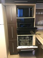Лот: 12819086. Фото: 3. Кухонный гарнитур с бытовой техникой. Мебель