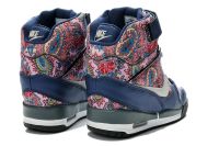 Лот: 8419921. Фото: 2. Сникеры Nike Air Revolution Sky... Женская обувь