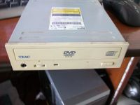 Лот: 4713242. Фото: 2. DVD rom Teac. Комплектующие