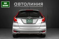 Лот: 21538950. Фото: 4. Honda Fit, III Рестайлинг 1.5hyb...