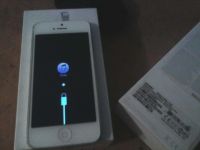 Лот: 6424602. Фото: 2. iphone 5 16 gb Cрочная продажа. Смартфоны, связь, навигация