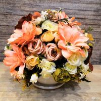 Лот: 13140664. Фото: 2. Композиция из искусственных цветов. Цветы, букеты